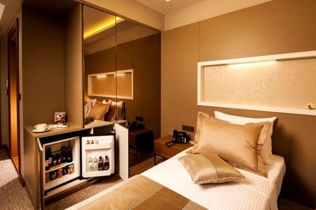 Majura Hotel Business İzmir Buitenkant foto